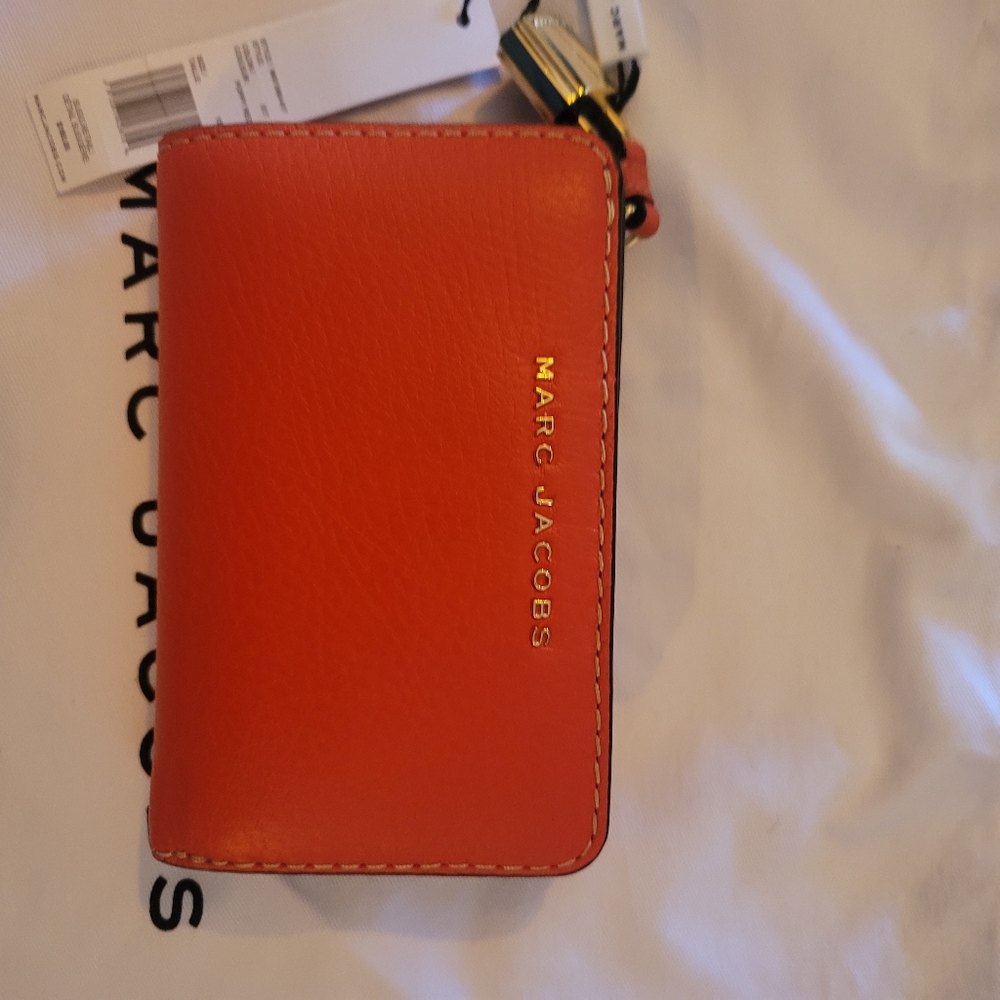 Marc jacobs wallet